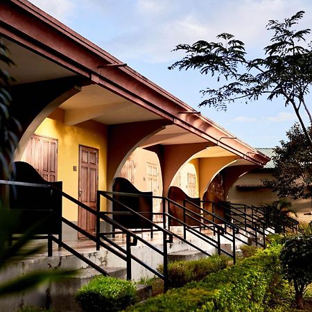 Andasibe Lemurs Lodge Exterior photo