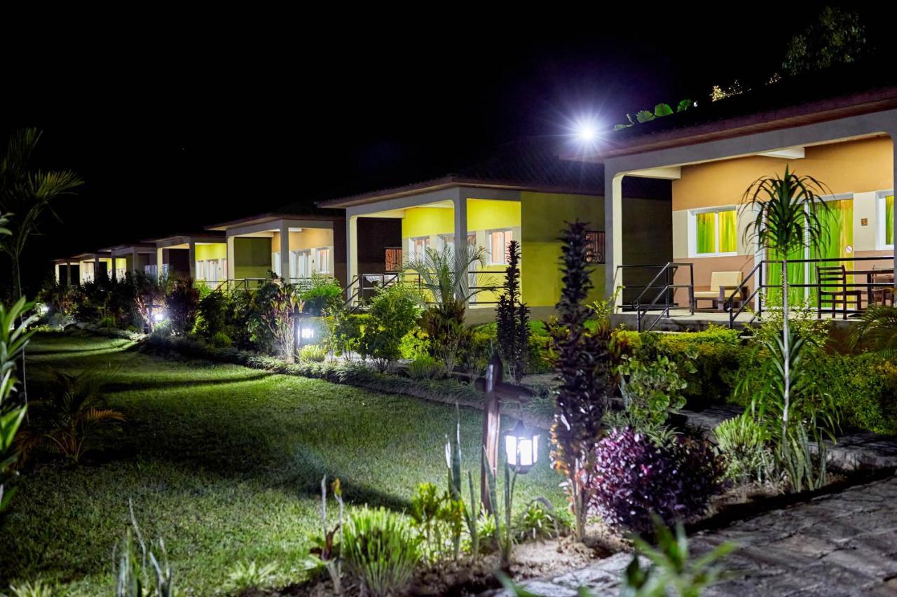 Andasibe Lemurs Lodge Exterior photo